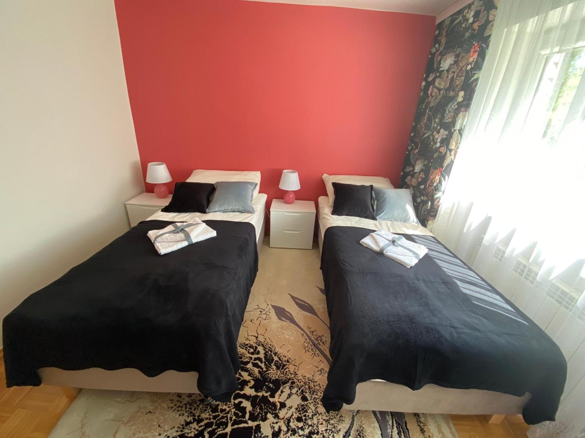Villa Przytulny Dom Pod Jabloniami Przy Targach Kielce Extérieur photo