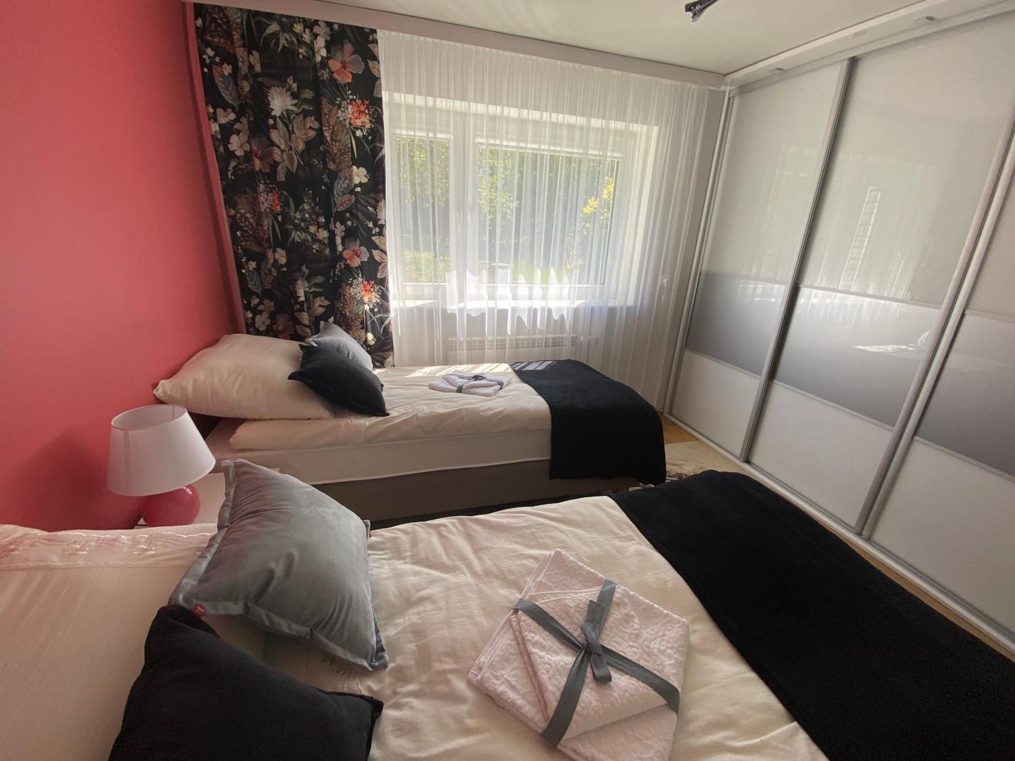 Villa Przytulny Dom Pod Jabloniami Przy Targach Kielce Extérieur photo