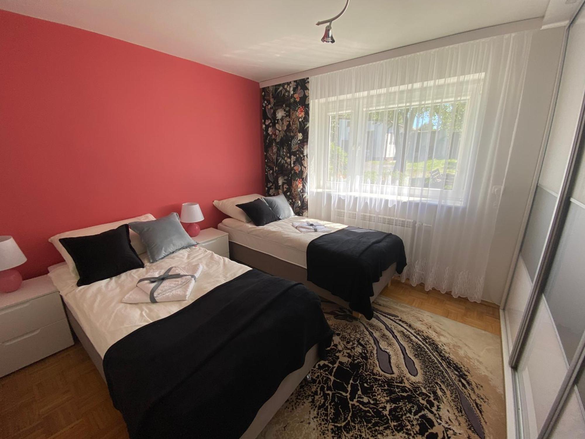 Villa Przytulny Dom Pod Jabloniami Przy Targach Kielce Extérieur photo